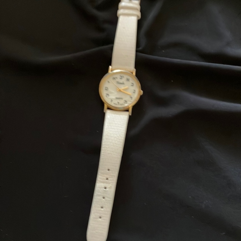 Xanadu quartz watch with Hebrew numerals